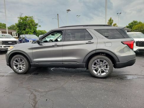 New 2026 Ford Explorer Active w/ Active Comfort Package AWD/4WD image 7