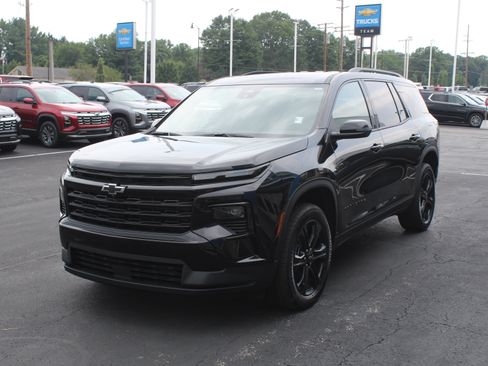 New 2027 Chevrolet Traverse LT w/ Midnight/Sport Edition AWD/4WD image 7