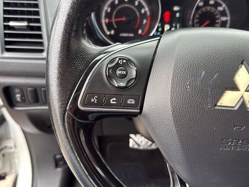 Used 2018 Mitsubishi Outlander Sport LE FWD image 19