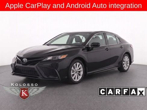 Used 2023 Toyota Camry SE FWD image 1