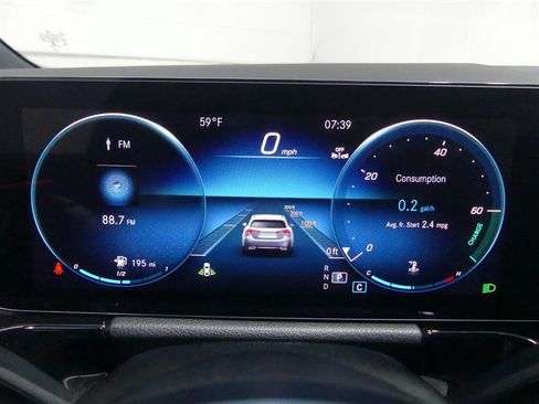 Used 2023 Mercedes-Benz GLA 250 image 32