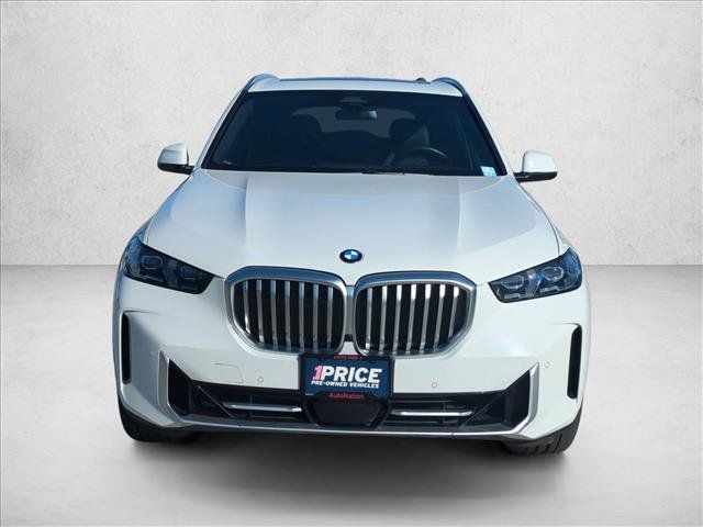 Certified 2025 BMW X5 sDrive40i RWD image 2
