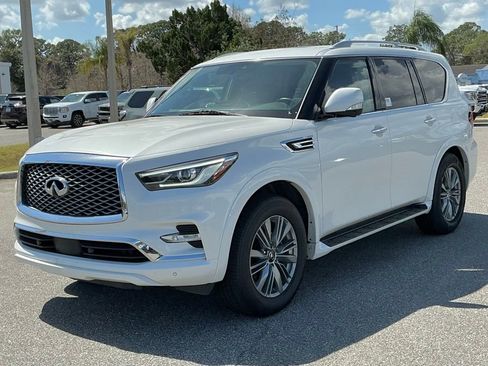 Used 2024 INFINITI QX80 Luxe image 1