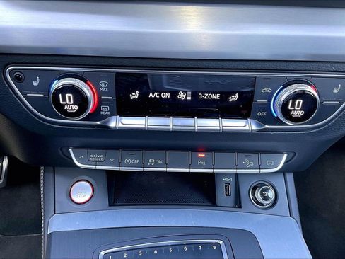 Used 2020 Audi SQ5 Premium Plus image 20