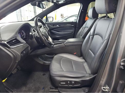 Used 2023 Buick Enclave Essence w/ Experience Buick Package FWD image 4