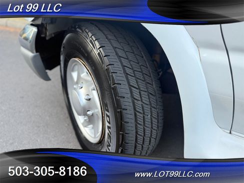 Used 2000 Ford E-350 and Econoline 350 Extended Super Duty image 24