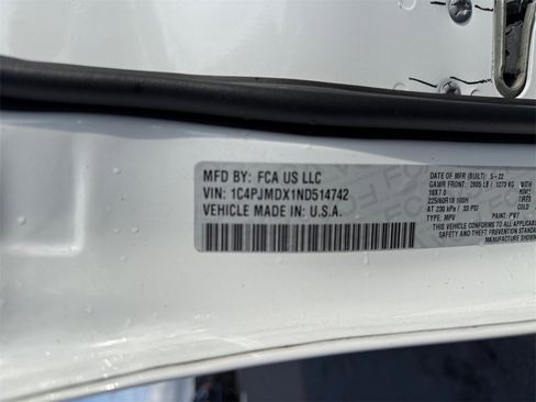 Certified 2022 Jeep Cherokee Limited image 30