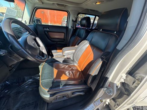 Used 2006 HUMMER H3 image 10