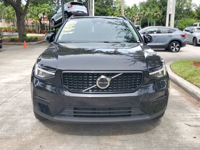Certified 2024 Volvo XC40 B5 Core