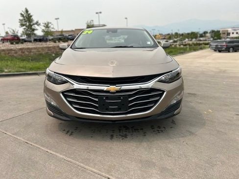 Used 2024 Chevrolet Malibu LT FWD image 2