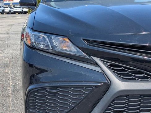 Used 2023 Toyota Camry SE w/ Convenience Package FWD image 10