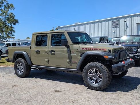 New 2026 Jeep Gladiator Mojave AWD/4WD image 2
