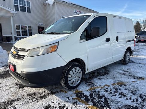 Used 2016 Chevrolet City Express LT image 2