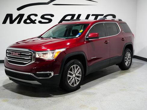 Used 2017 GMC Acadia SLE w/ Driver Alert Package I image 2