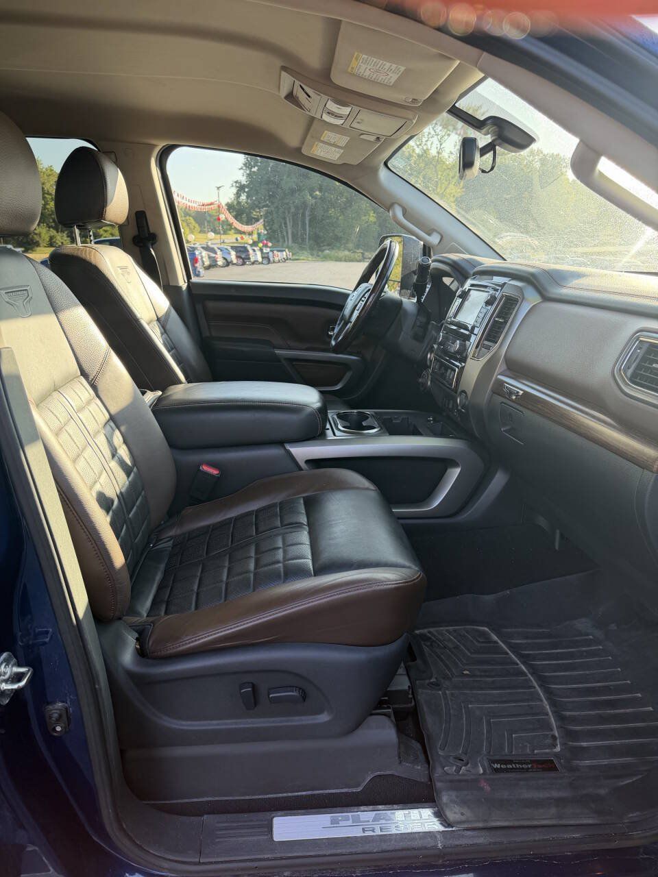 Used 2016 Nissan Titan Platinum Reserve AWD/4WD image 18