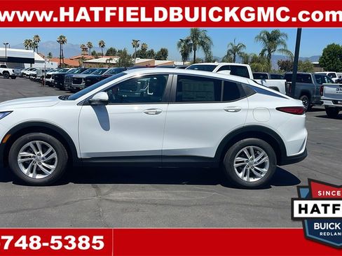 New 2025 Buick Envista Preferred w/ Convenience I Package image 2