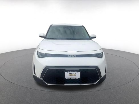 Used 2025 Kia Soul LX w/ LX Technology Package image 4