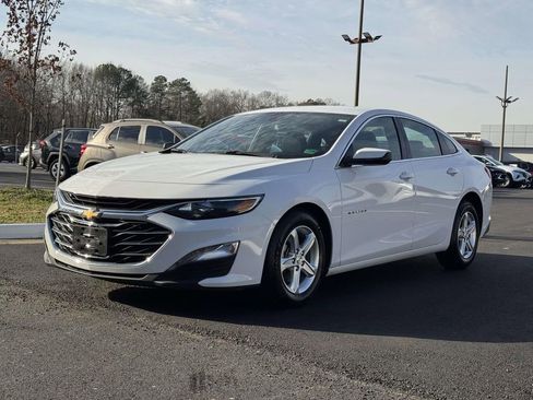 Used 2024 Chevrolet Malibu LT image 23