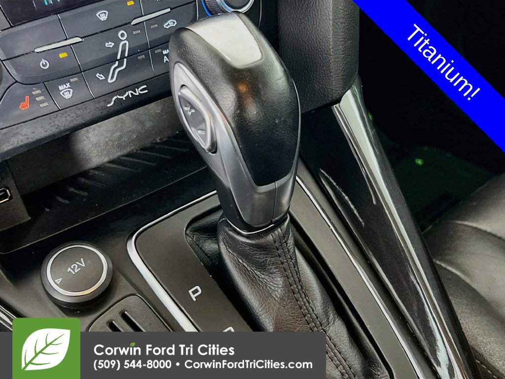 Used 2015 Ford Focus Titanium FWD image 9