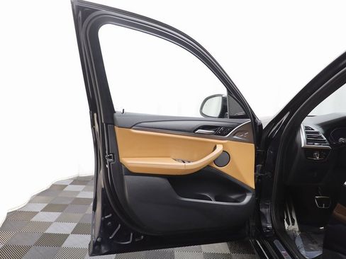 Certified 2023 BMW X3 xDrive30i w/ M Sport Package image 4