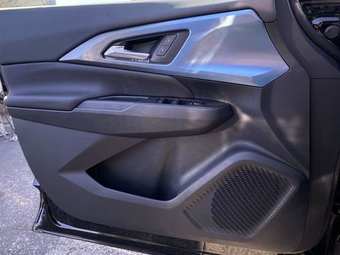 New 2026 Chevrolet Equinox EV LT FWD image 30