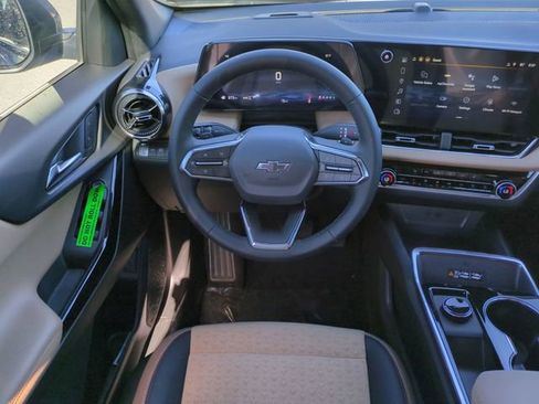 New 2026 Chevrolet Equinox ACTIV AWD/4WD image 15