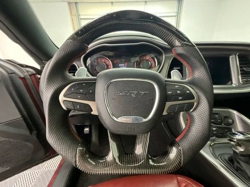 Used 2018 Dodge Challenger SRT Hellcat RWD image 7