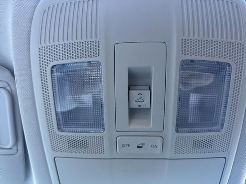 Used 2023 MAZDA CX-5 Carbon Edition image 18