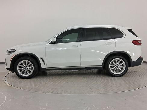 Used 2019 BMW X5 xDrive40i w/ Convenience Package image 2