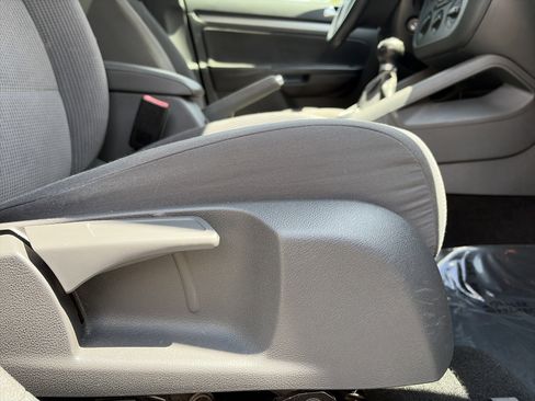 Used 2008 Volkswagen Jetta S FWD image 28