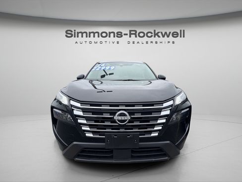 Used 2026 Nissan Rogue SV AWD/4WD image 6