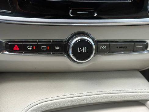 Used 2017 Volvo S90 T5 Momentum w/ Vision Package image 22