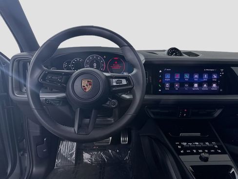 New 2026 Porsche Cayenne image 25