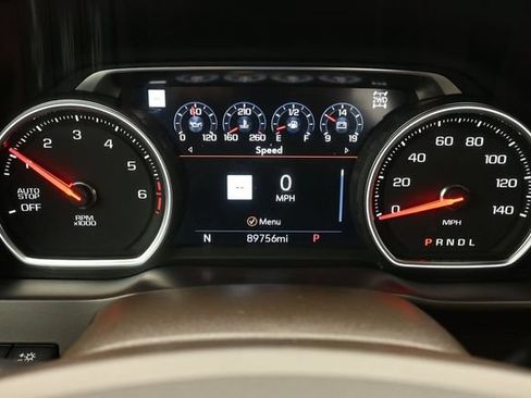 Used 2022 Chevrolet Silverado 1500 LTZ w/ Technology Package AWD/4WD image 38