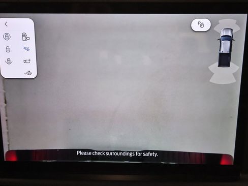 Certified 2024 Ford F250 Platinum image 36