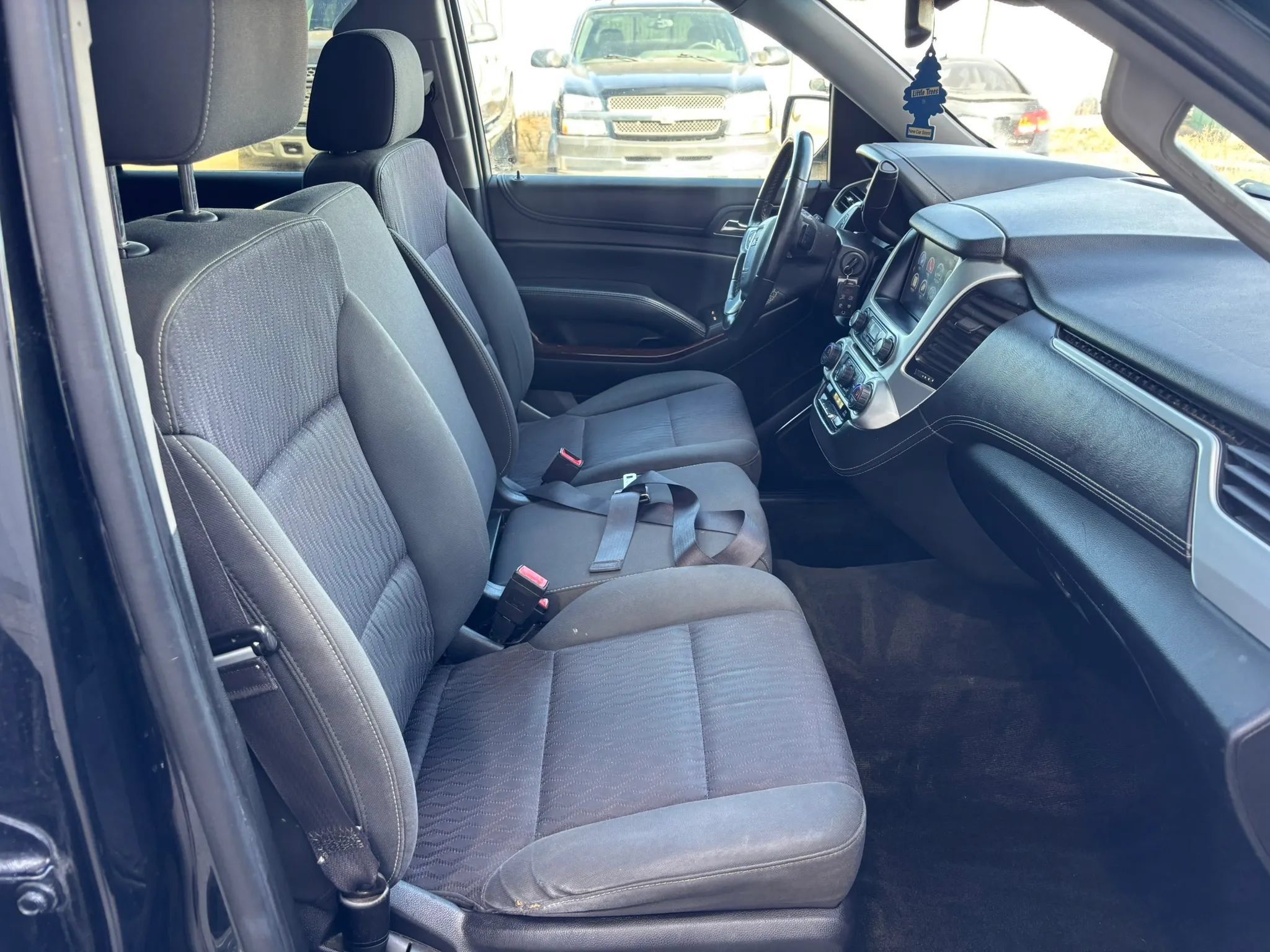 Used 2016 GMC Yukon SLE w/ HD Trailering Package AWD/4WD image 11