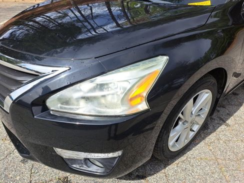 Used 2015 Nissan Altima 2.5 SV w/ Convenience Package image 26