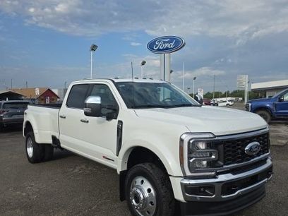 New 2026 Ford F450 Lariat w/ Lariat Ultimate Package
