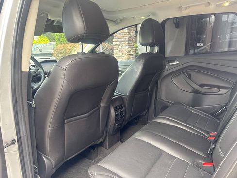 Used 2014 Ford Escape Titanium w/ Equipment Group 401A AWD/4WD image 11