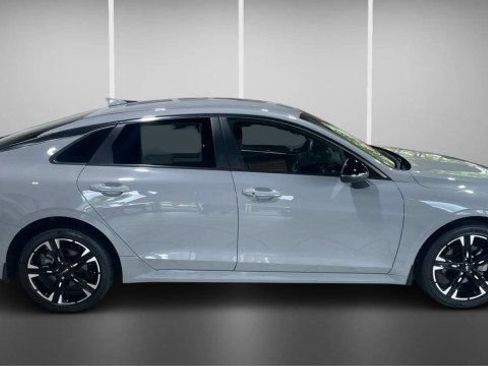 Used 2024 Kia K5 GT-Line w/ GT-Line Premium Package FWD image 4