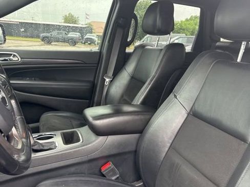 Used 2019 Jeep Grand Cherokee Altitude image 10