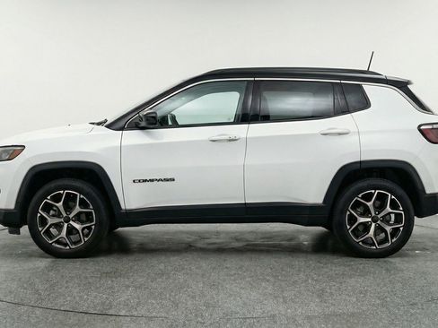 Used 2025 Jeep Compass Limited AWD/4WD image 11