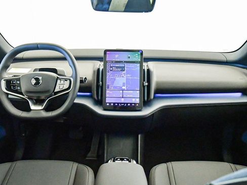 New 2026 Volvo EX30 Plus w/ Climate Package image 15