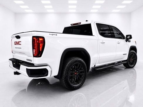 Used 2024 GMC Sierra 1500 Elevation w/ Elevation Premium Package AWD/4WD image 7