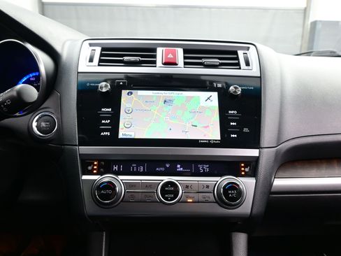 Used 2017 Subaru Outback 2.5i Limited image 20