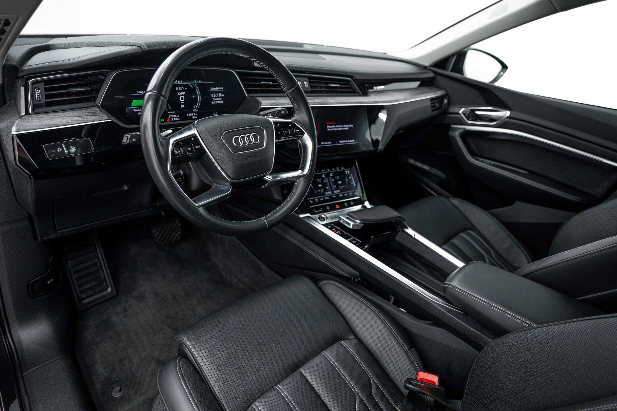 Certified 2024 Audi Q8 e-tron Prestige w/ Prestige Package AWD/4WD image 10