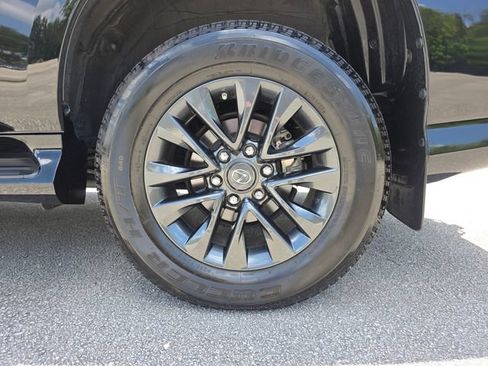 Used 2023 Lexus GX 460 Premium w/ Premium Package AWD/4WD image 16