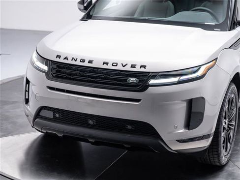 New 2026 Land Rover Range Rover Evoque S image 9