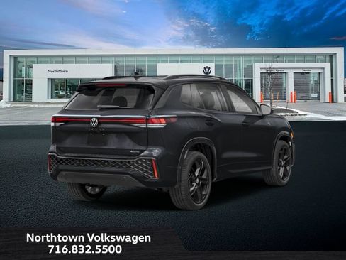 New 2026 Volkswagen Tiguan SE R-Line AWD/4WD image 2