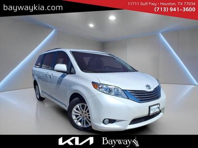 Used 2017 Toyota Sienna L